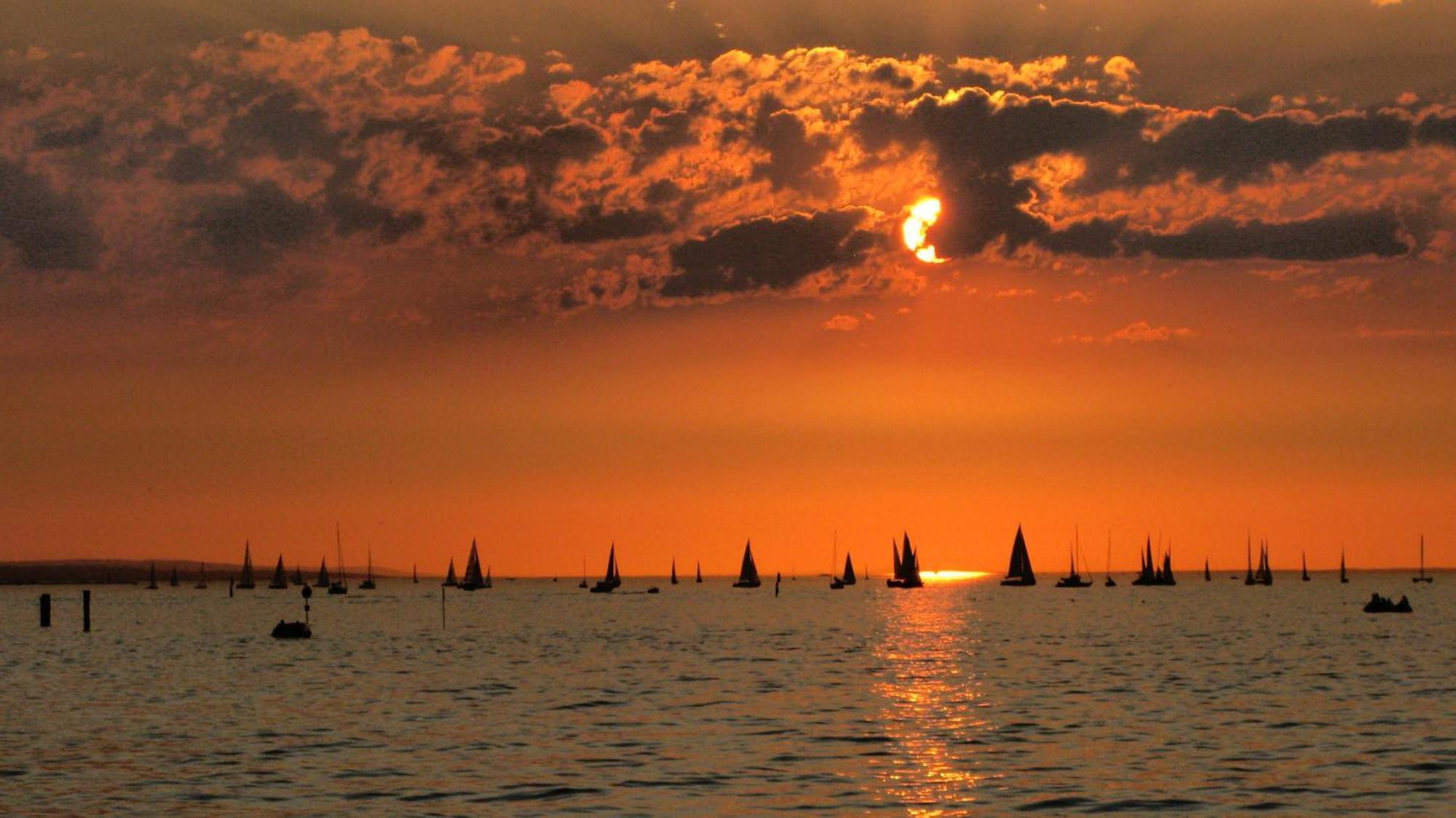 Seeblick Bregenz - Mit Parkgarage ภายนอก รูปภาพ